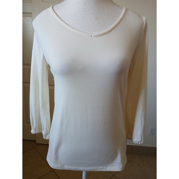 Talbots Petites Blouse  Top  XS Beige V-Neck Small 3/4 Sleeve Minimalist Casual - Picture 1 of 15